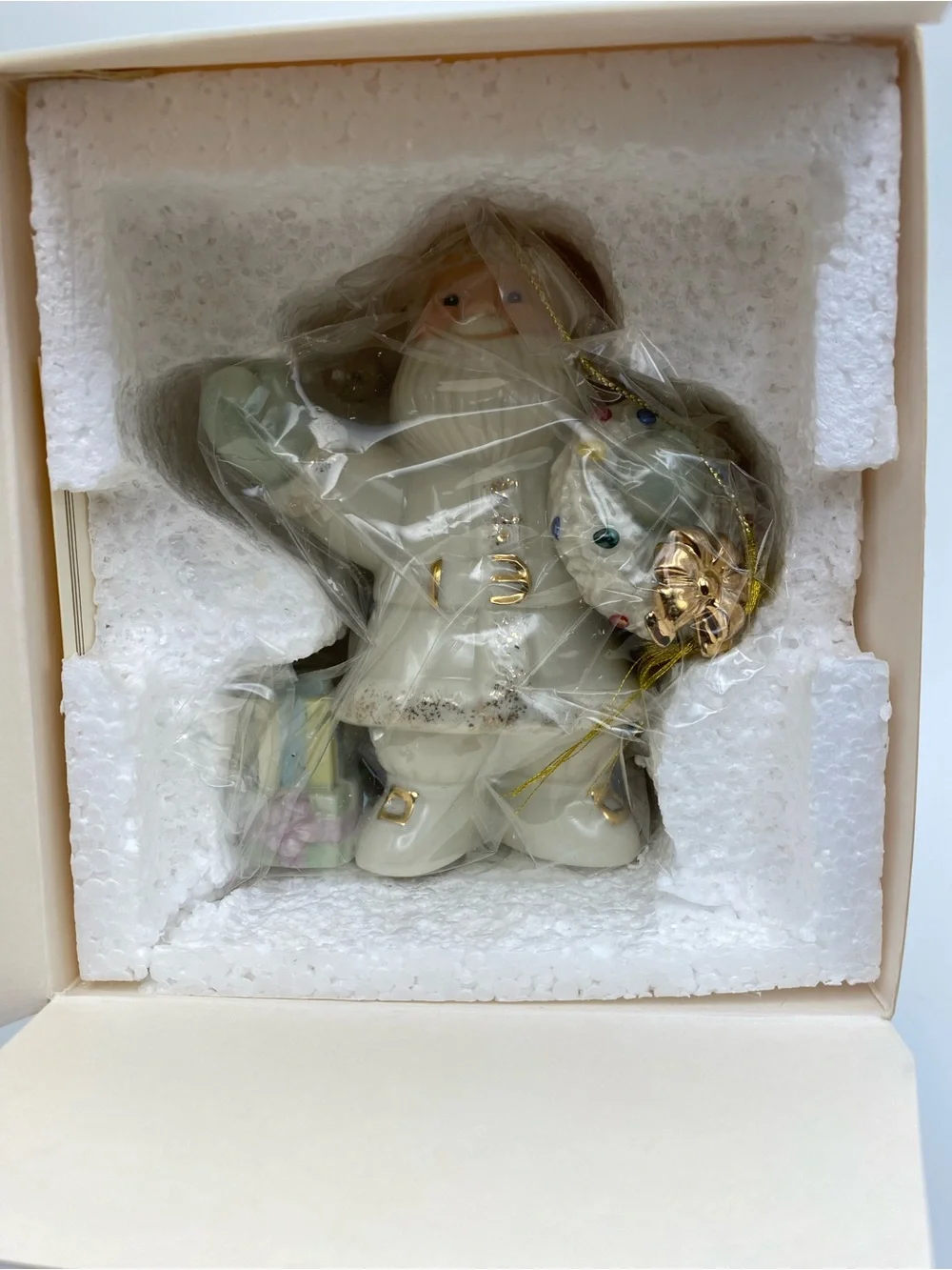 Lenox White Santa 2005 Ornament with Wreath and Pastel Gifts